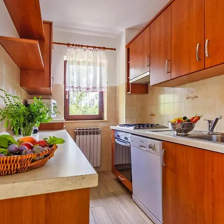 Holiday - Cis041008-fyc Дом отдыха *